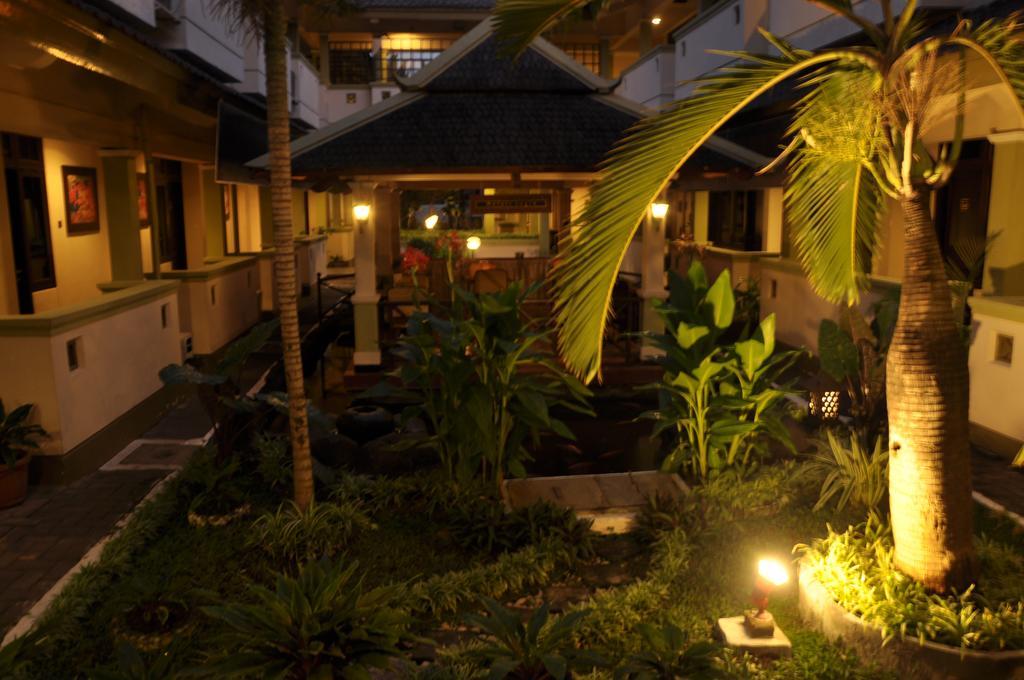 Hotel Wisanti Yogyakarta Extérieur photo
