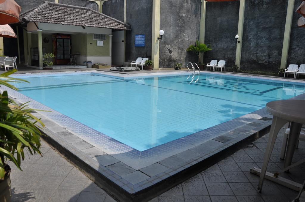Hotel Wisanti Yogyakarta Extérieur photo