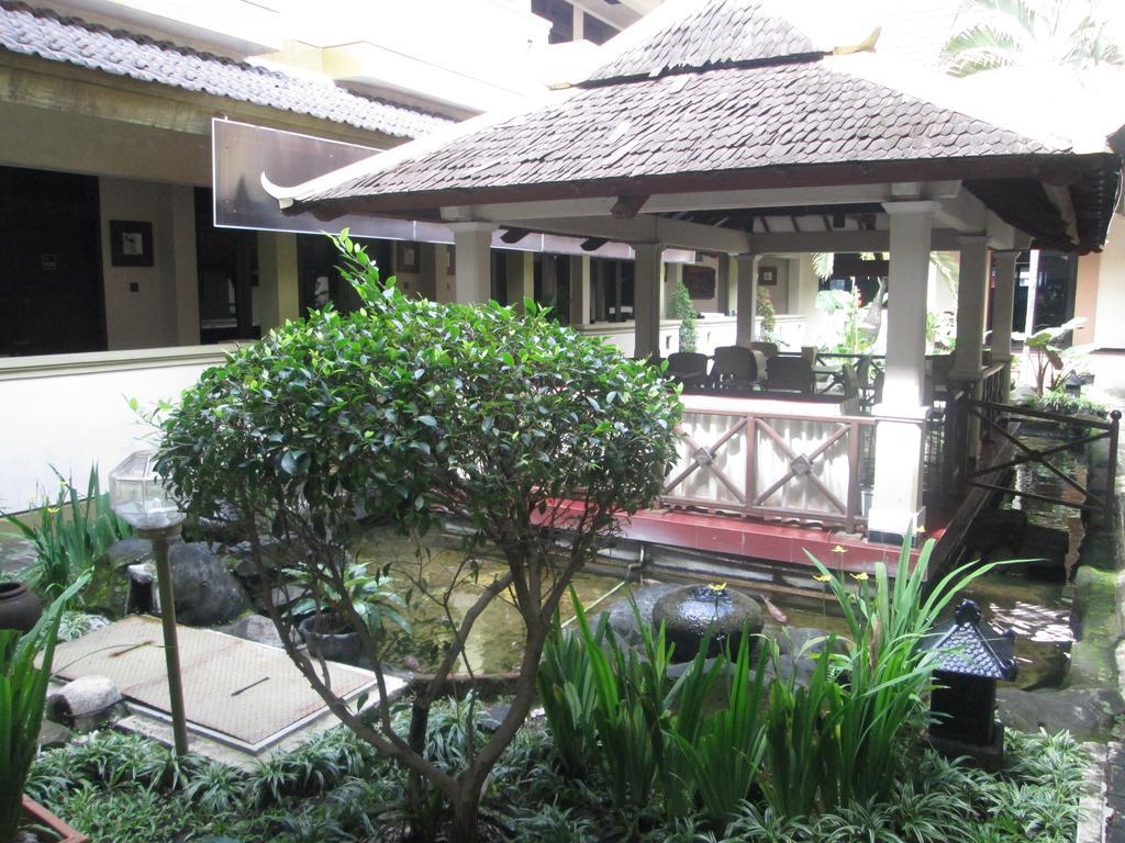 Hotel Wisanti Yogyakarta Extérieur photo