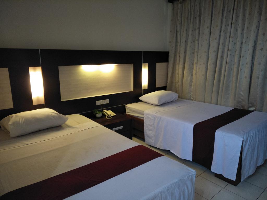 Hotel Wisanti Yogyakarta Extérieur photo